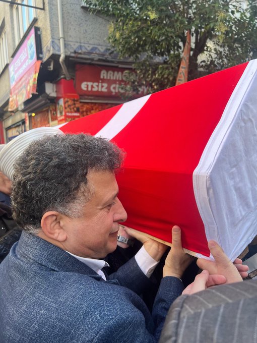 Muratpaşa Mahallemizde önceki dönem ve öncesi uzun yıllar boyunca muhtarlık görevini sürdüren, mahallemizin kıymetli ismi Seyit Keleş’in vefat haberi