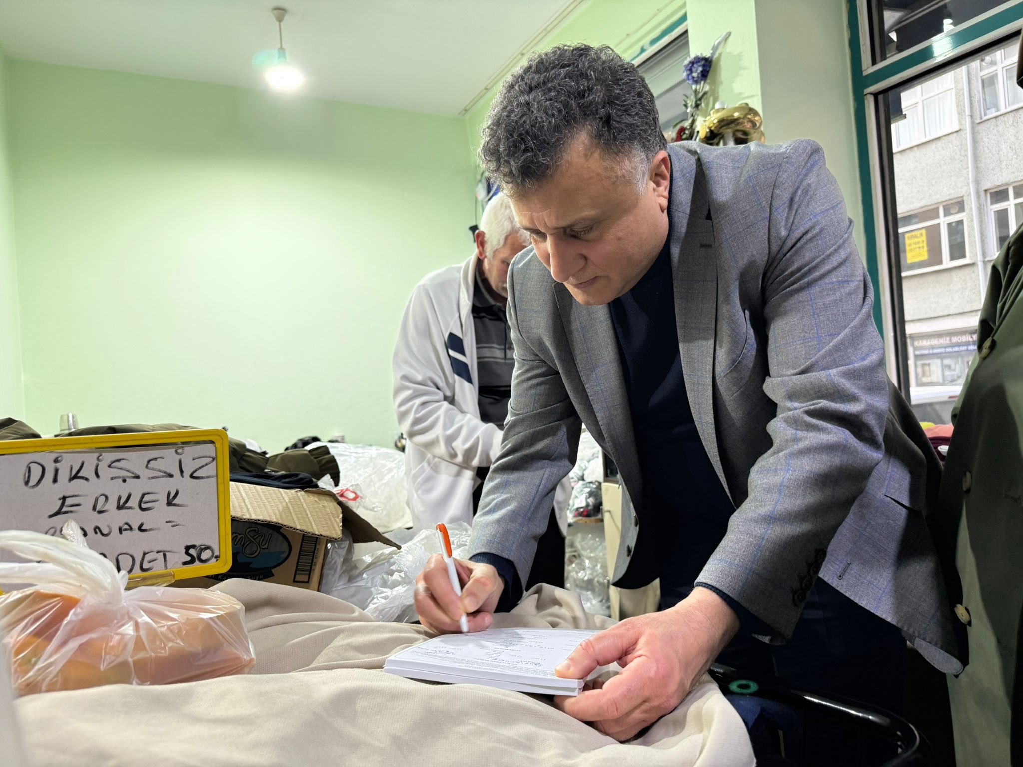 Aliya İzzetbegoviç Caddesi’nde Esnaf Ziyareti