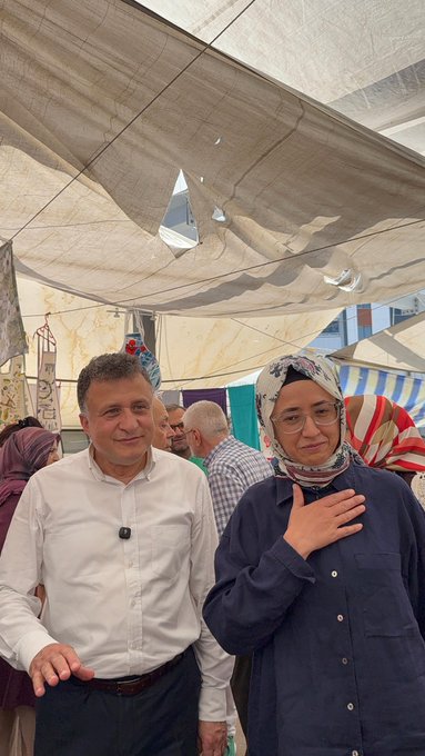 İstanbul Milletvekilimiz Rabia İlhan Hanımefendi ile birlikte pazartesi pazarındaydık.