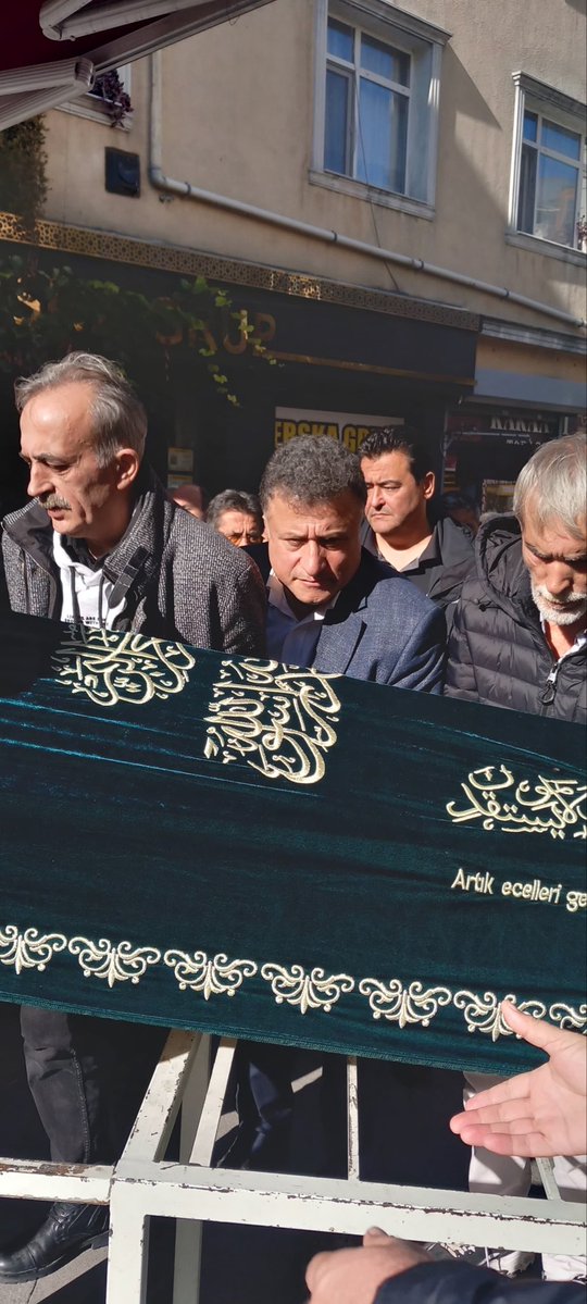 Muratpaşa Mahallemizin sakinlerinden Müzeyyen Turan’ın vefatını üzüntüyle öğrendik