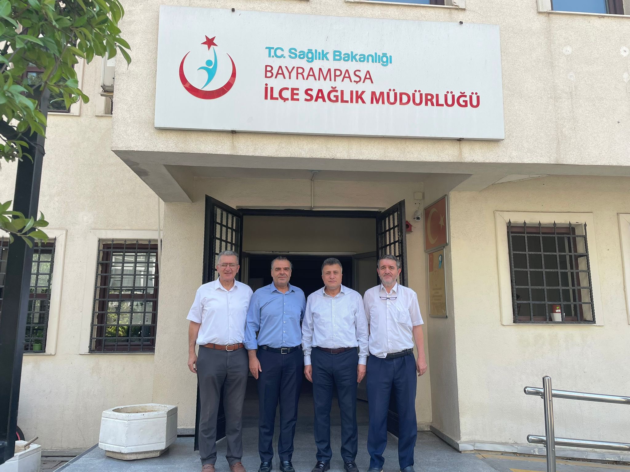 Bayrampaşa İlçe Sağlık Müdürümüz Dr. Yusuf Oğuz Canpolat’a ziyaret.