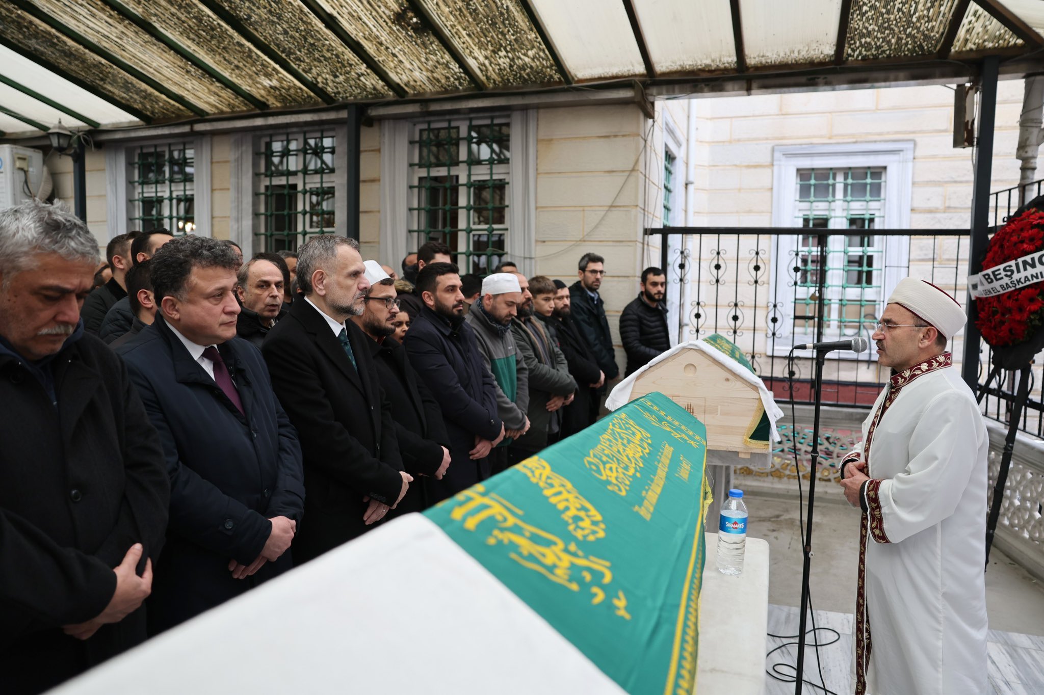 TÜGVA Mütevelli Heyeti Üyesi Sayın Mustafa Yüksel’in kıymetli babası Ekrem Yüksel’i ve mahallemizin değerli sakinlerinden Salih Şahin’i Son Yolculuklarına Dualarla Uğurladık