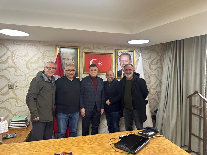 Muradiye İlim Merkezi Eğitim Kültür Derneği (MİMDER) Yönetim Kurulu üyelerini ilçe başkanlığımızda ağırladık.