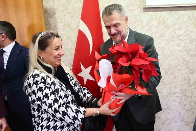 Bayrampaşa’mızın her mahallesine hizmet götürmenin en önemli paydaşı muhtarlarımızla bir araya geldi