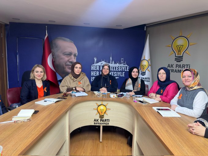 Başkanımız  @gulayrahmi  ’in başkanlığında, İl Koordinatörümüz  @EvrenselNurgul  ’in katılımıyla Yönetim Kurulu toplantımız gerçekleştirilmiştir