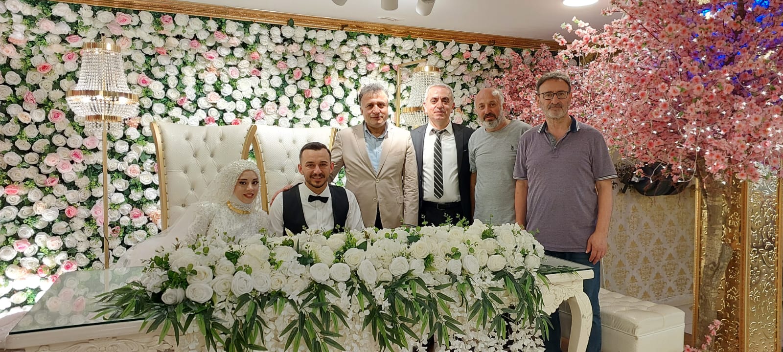 Elif Gümüş ile Bekir Cengiz’in düğün merasimine katıldık.