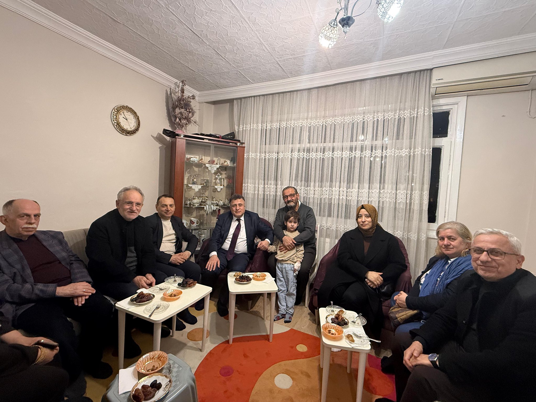 Ramazan’ın Bereketi Bayrampaşa’da Gönül Sofralarında Paylaşıldı