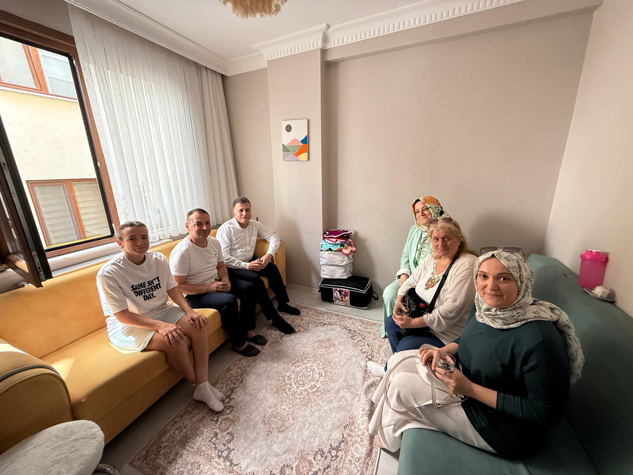 Altıntepsi Mahallemizde ikamet eden Derya Hanıma misafir olduk.