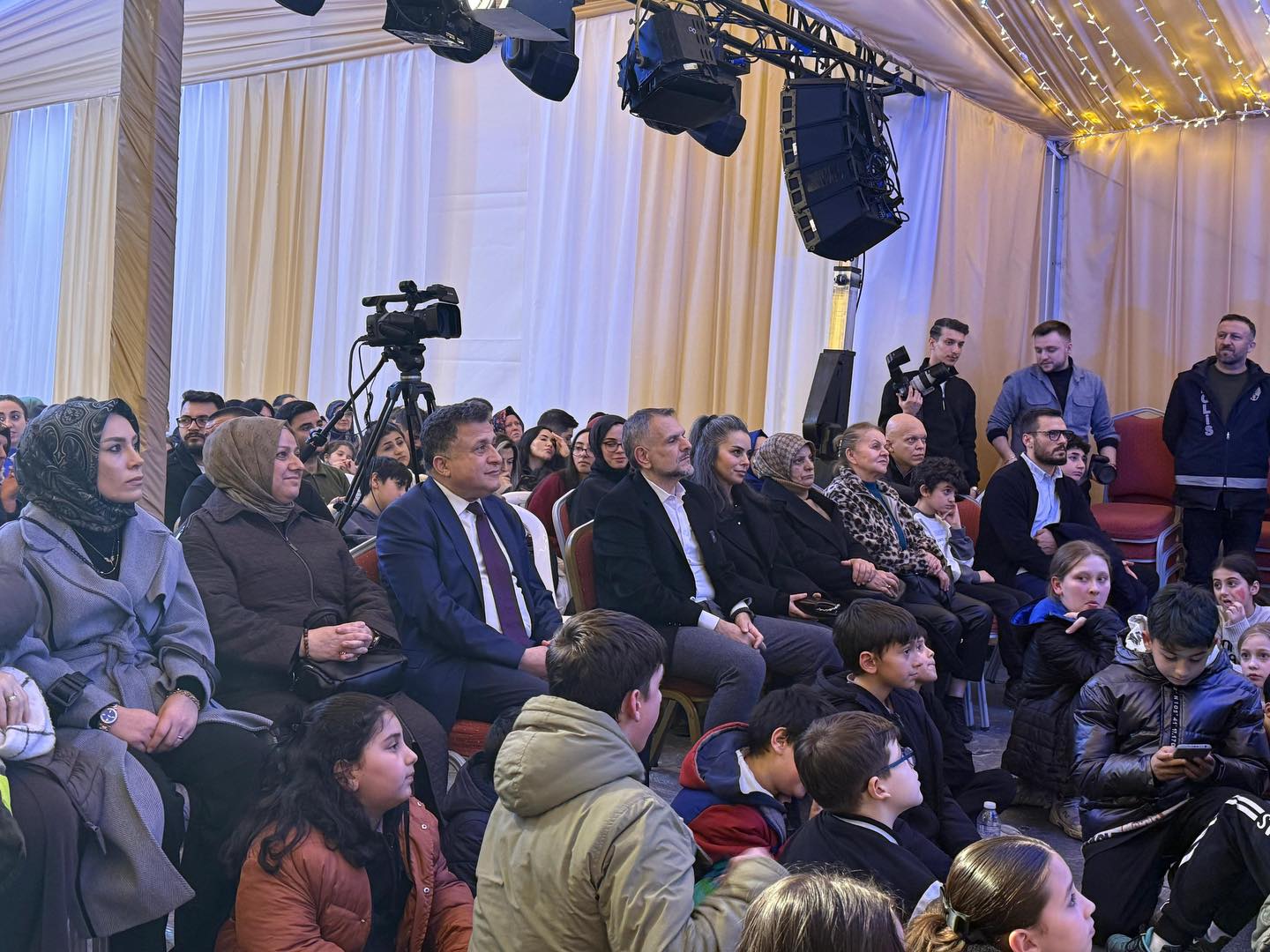 Bayrampaşa’da Nihat Hatipoğlu ile Ramazan Sohbeti