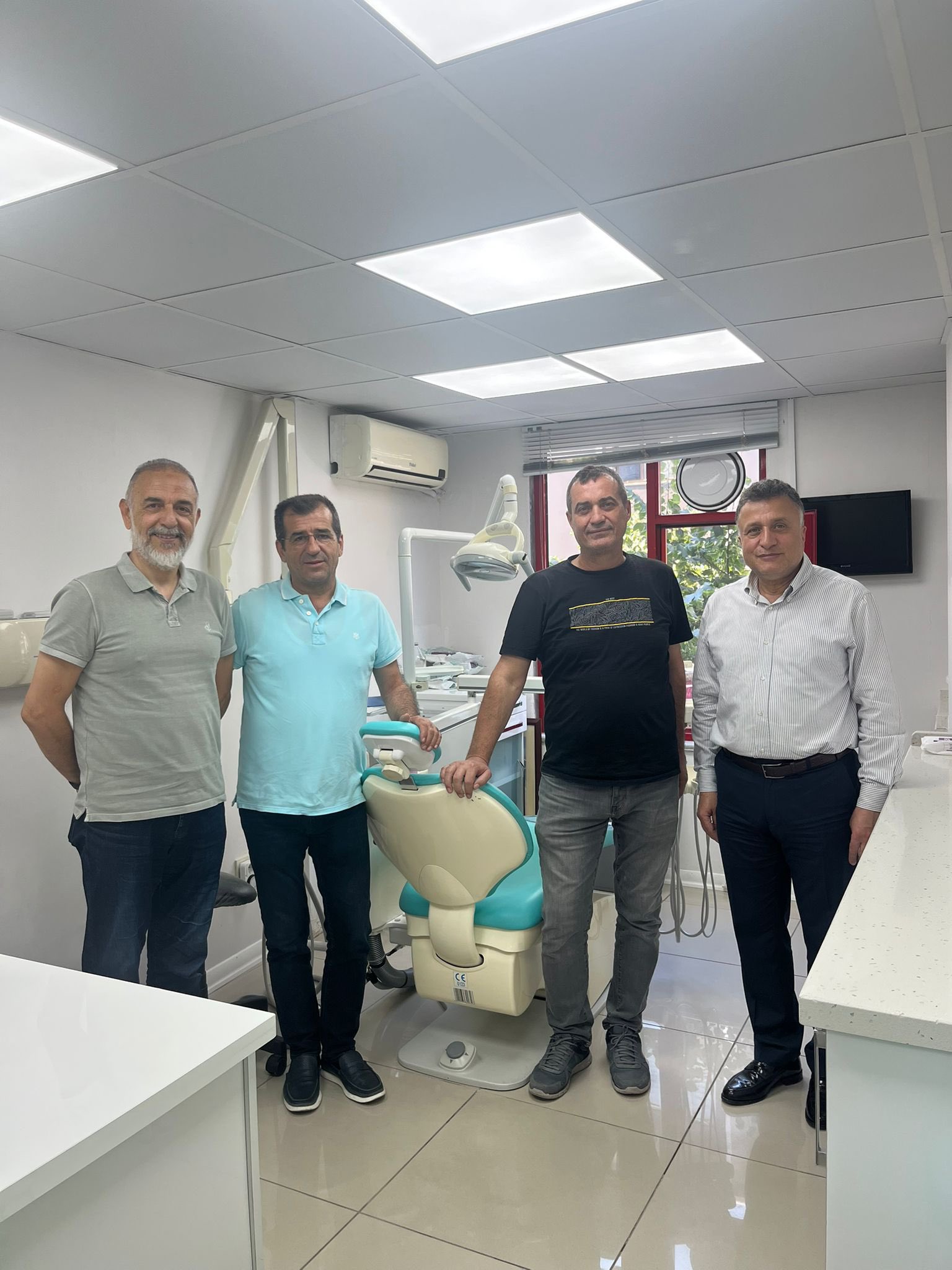 Önceki dönem yönetim kurulu üyemiz Sayın Rasim Elitaş’ı ziyaret ettik.