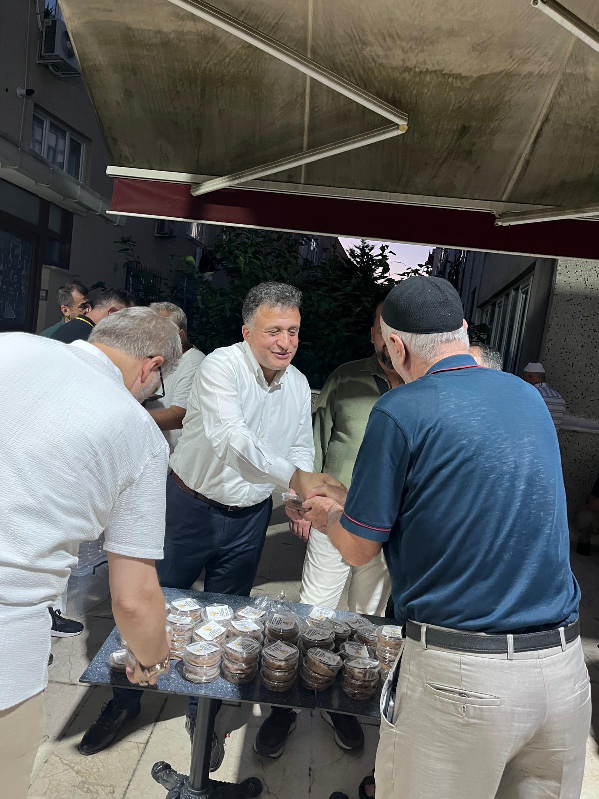 11 Mahallemizde Aşure Dağıttık...