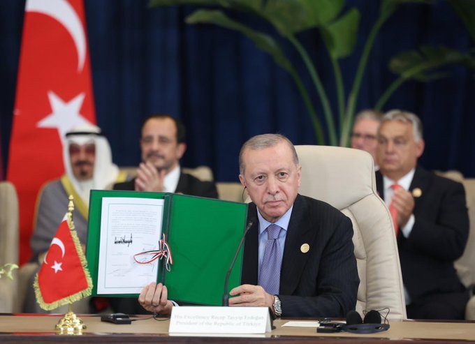 Cumhurbaşkanımız Sayın Recep Tayyip Erdoğan’ın liderliğinde, “Şarm El-Şeyh Zirvesi”nde barış, adalet ve insanlık için güçlü bir ses yükseliyor