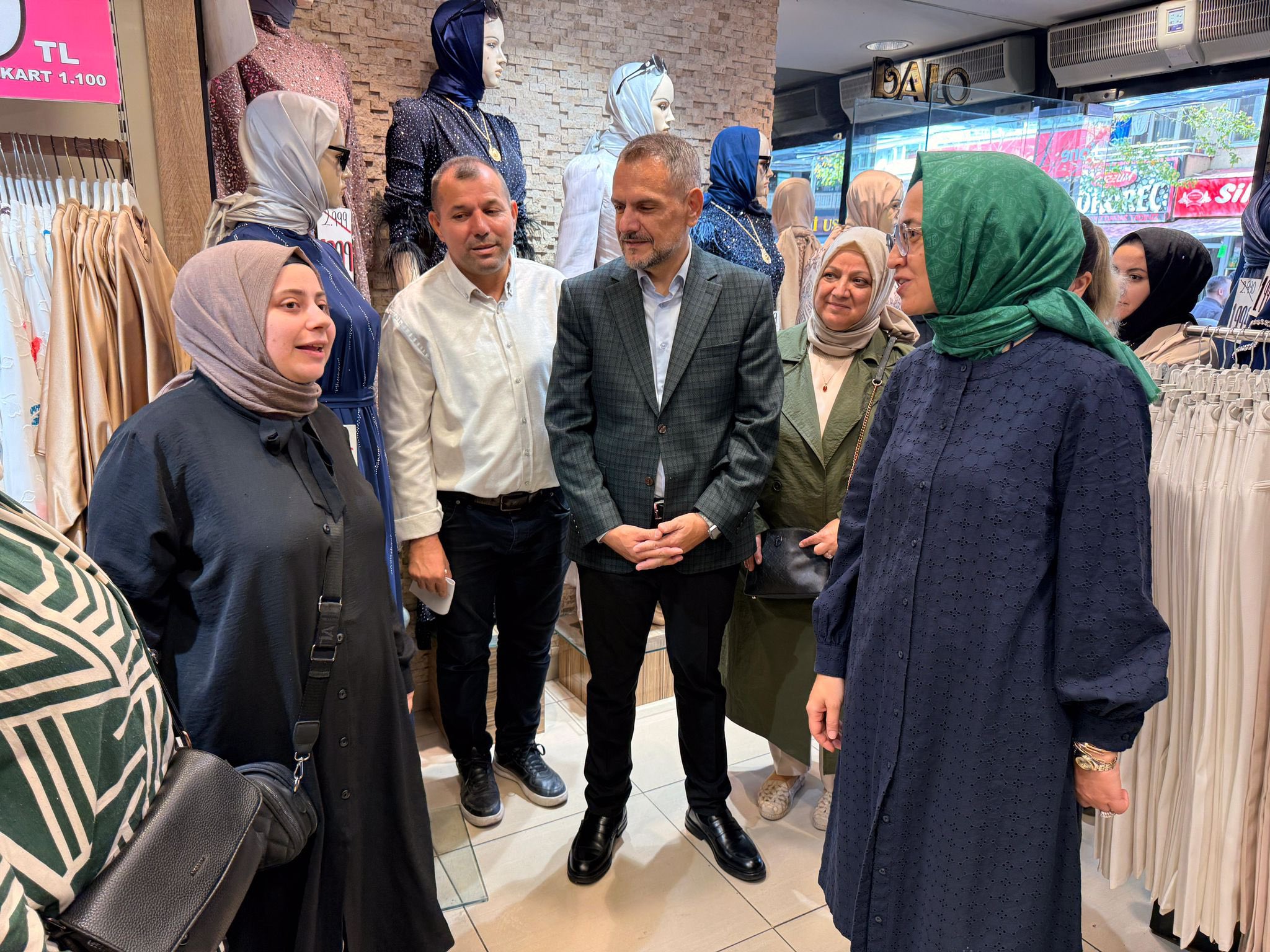 Türkiye Yüzyılı Buluşmaları kapsamında İstanbul Milletvekilimiz Sn. Rabia Kalender İlhan.