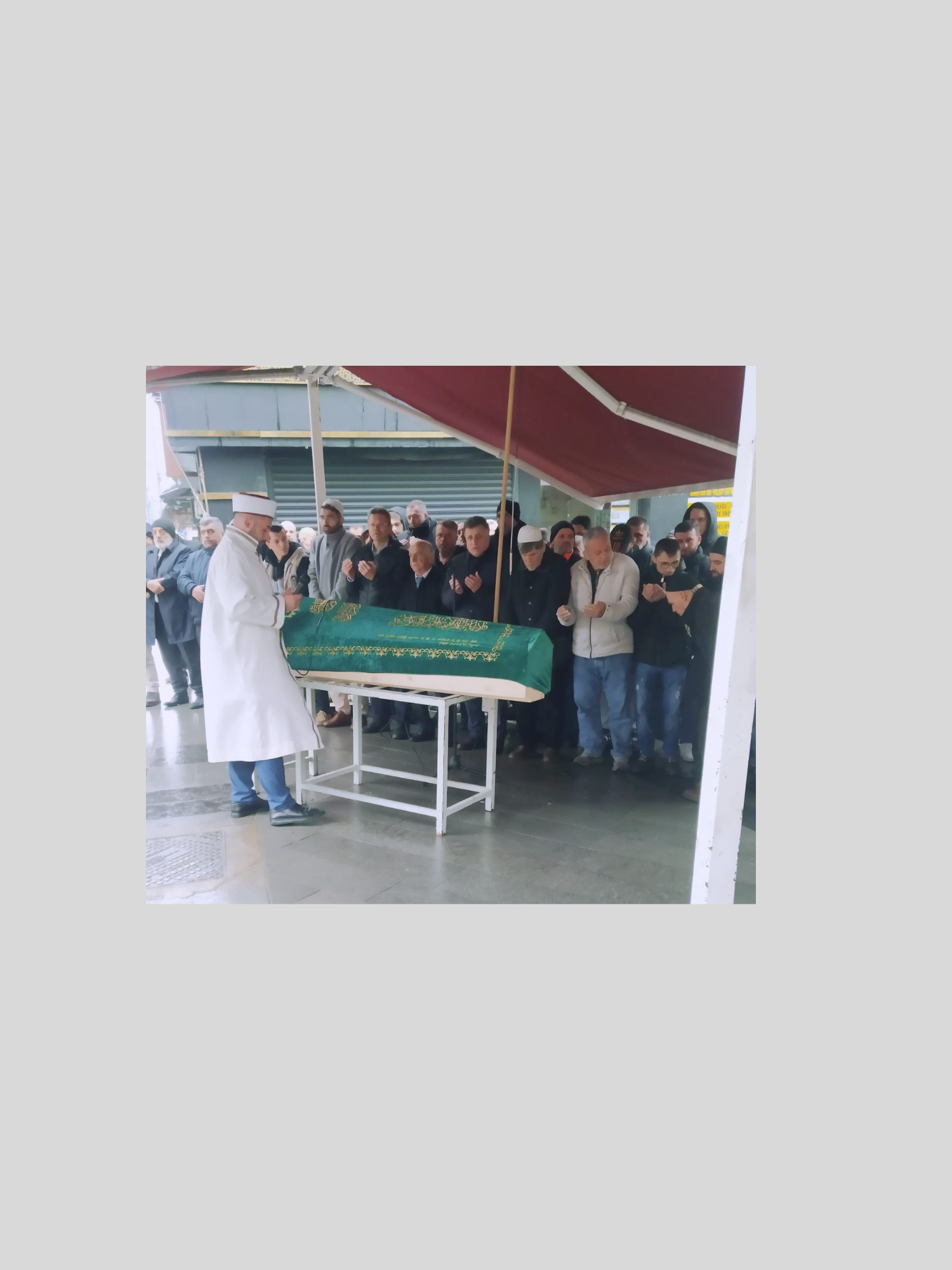 Tahsin Şenol’un Acı Günü: Yengesi Dualarla Uğurlandı