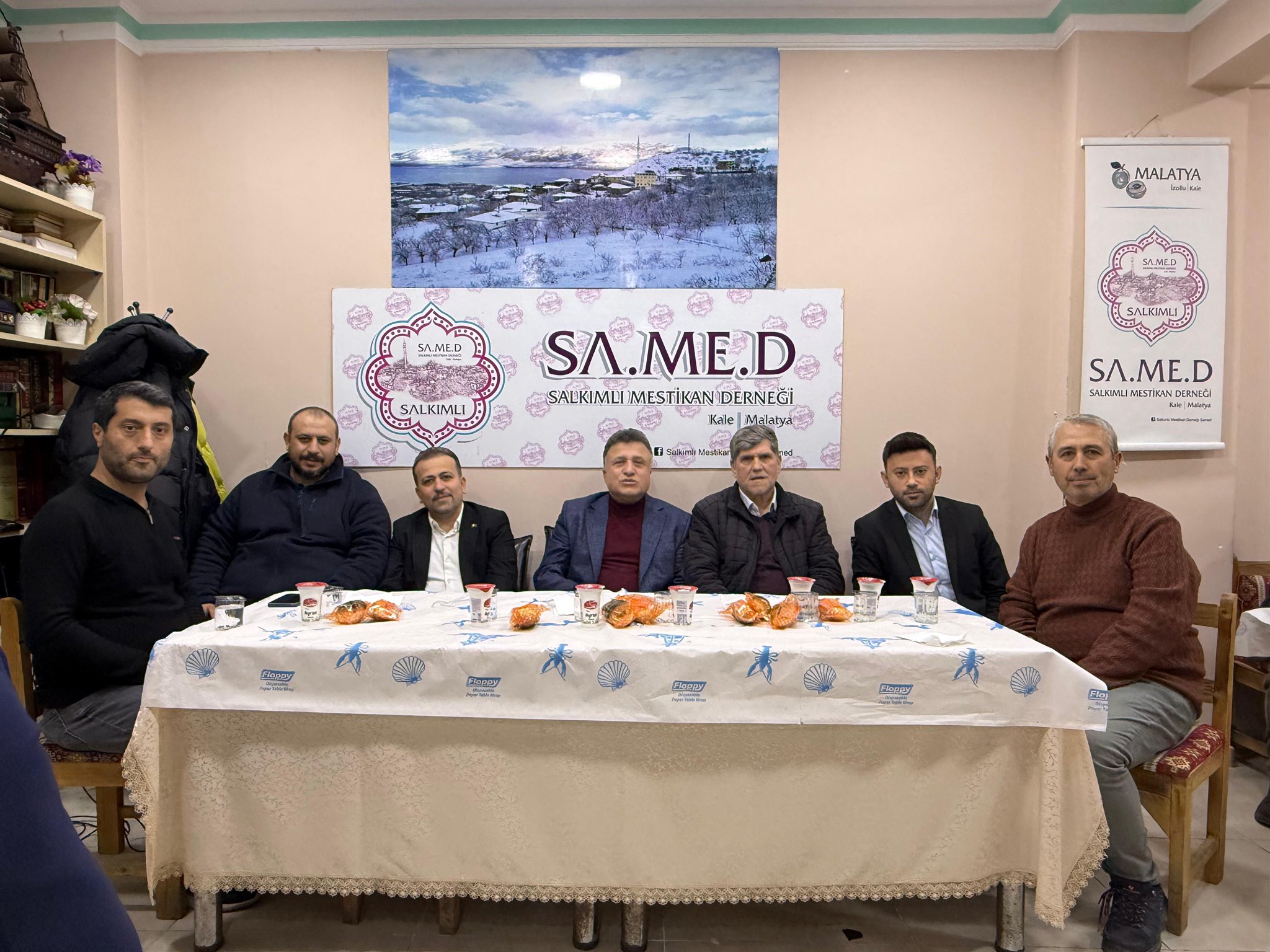 Muratpaşa Mahallesi Teşkilatı İftar Programında Bir Araya Geldi