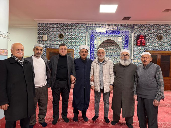 , Muratpaşa Mahallemizdeki Muradiye Camii’nde akşam namazımızı eda ettik.