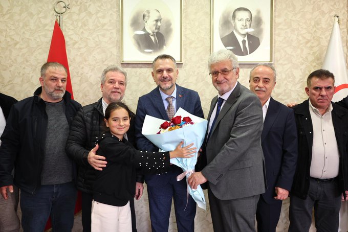 Bayrampaşa Amatör Kulüpler Birliği ve Kulüp Başkanlarımızı belediyemizde ağırladık.