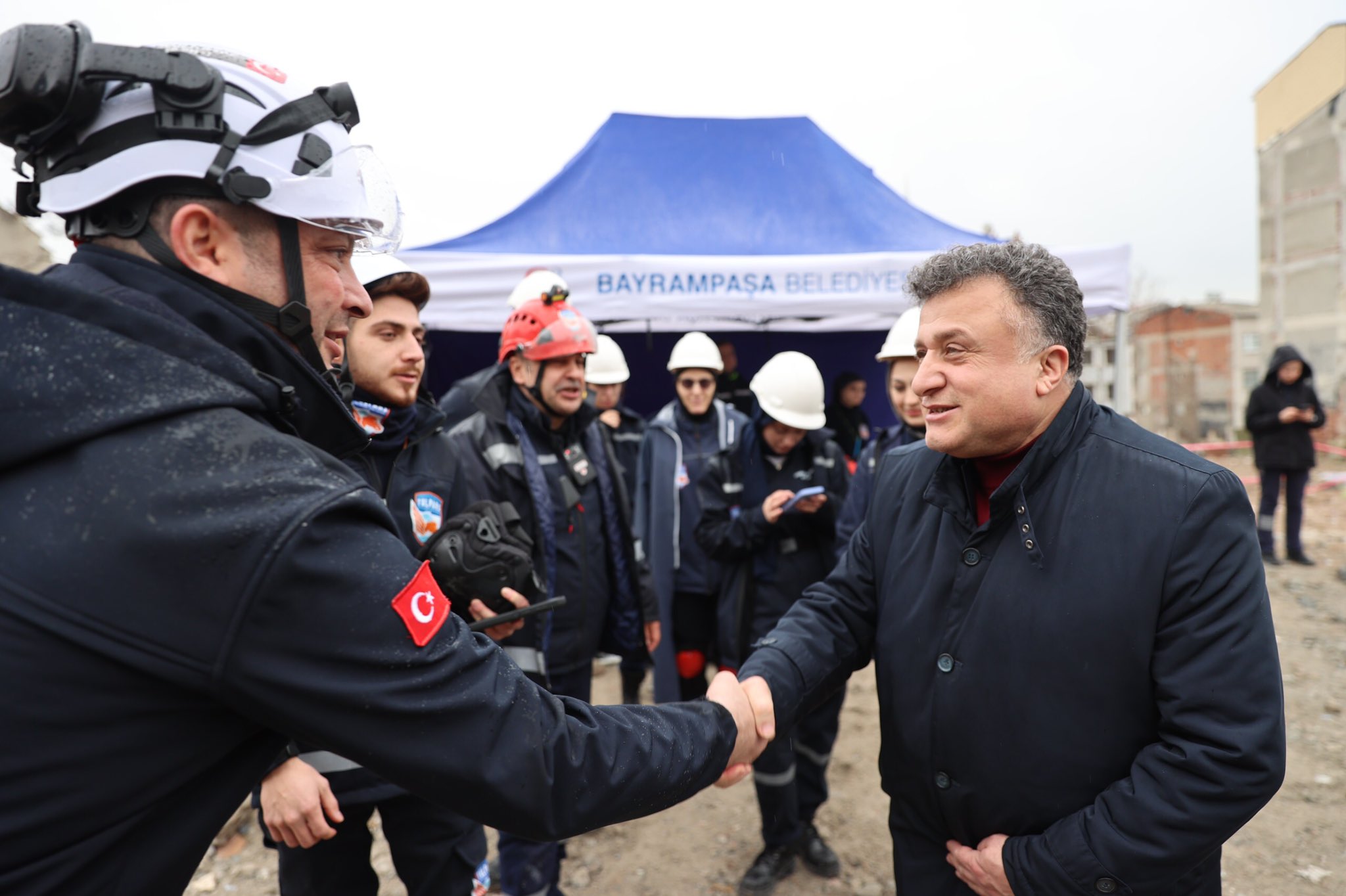 Bayrampaşa’da Deprem Tatbikatı: Asrın Felaketinin Yıl Dönümünde Güçlü Dayanışma