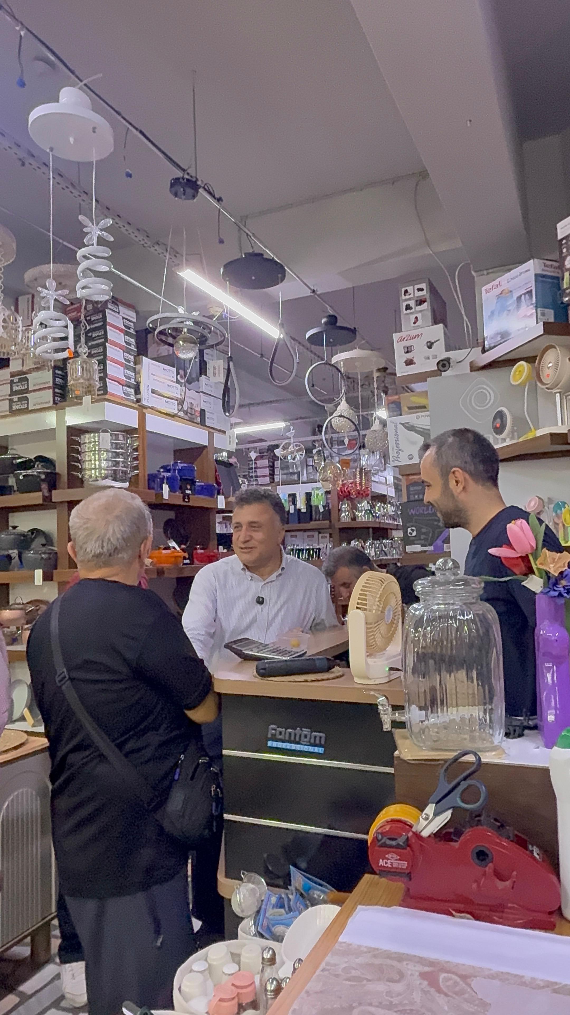 Kocatepe Mahallemizde esnaflarımızı işyerlerinde ziyaret ettik, misafir olduk.